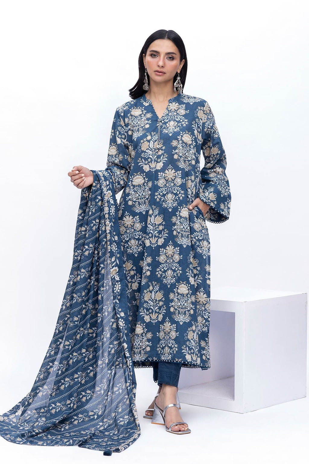 KHADDI - Fabrics 3 Piece